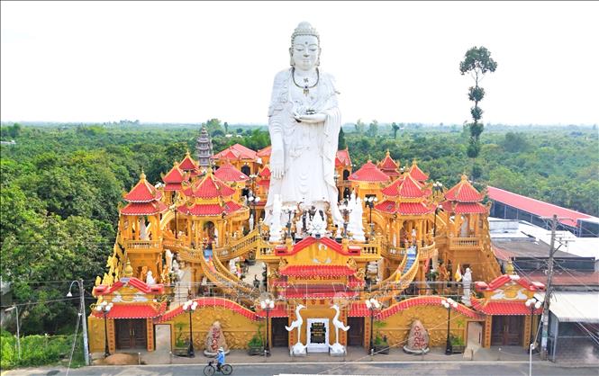 Toàn cảnh chùa Phước Thành tại xã Bình Phước Xuân (Chợ Mới, An Giang). Ảnh: Thanh Sang- TTXVN